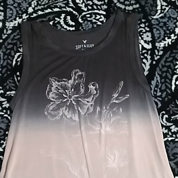 Adorable tank - Picture 1 of 5